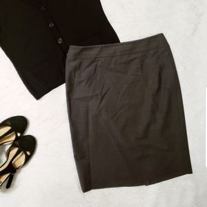 Ann Taylor skirt 4 petite